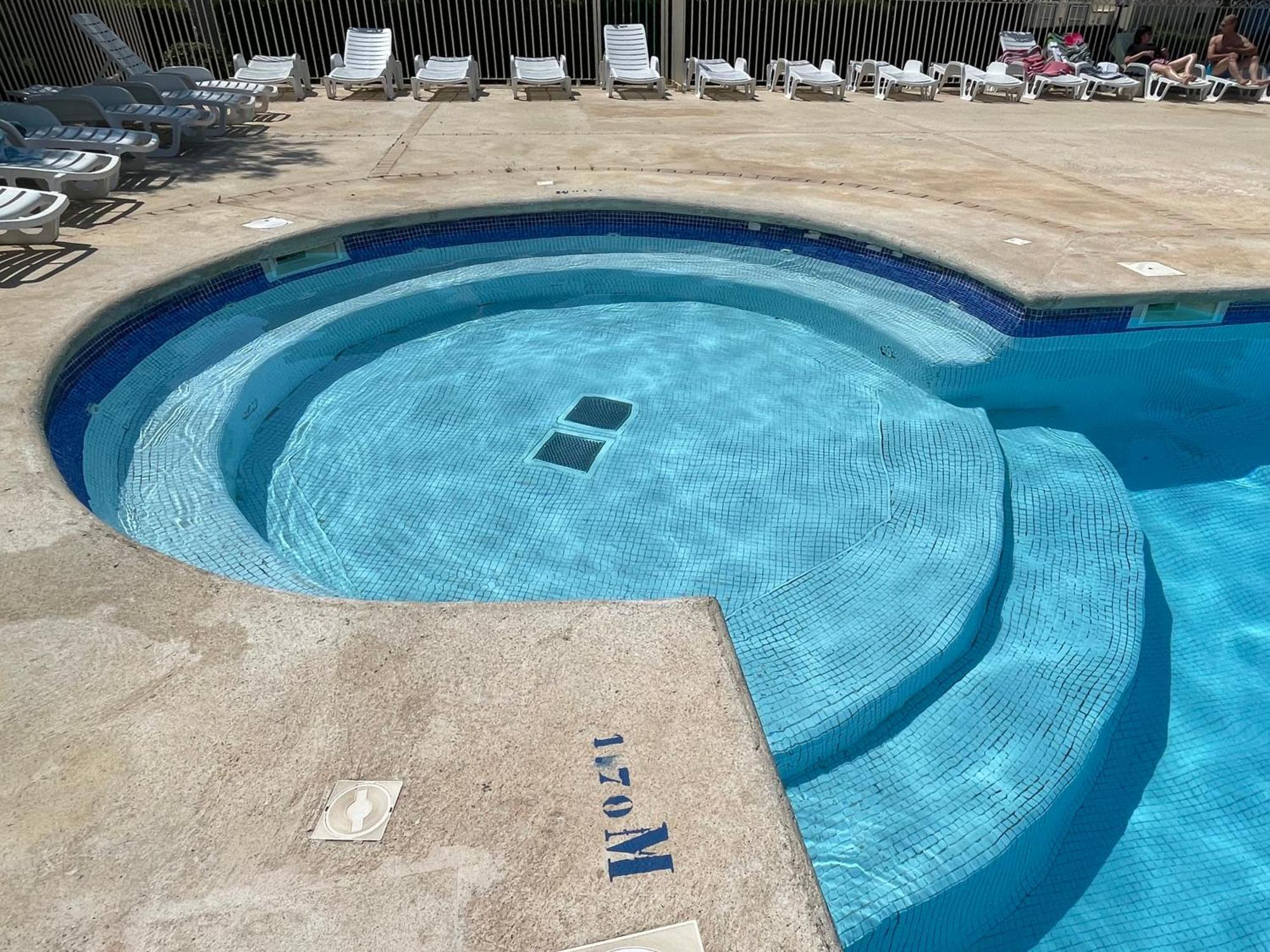 Appartement Plage Piscine Et Tennis Inclus La Londe-les-Maures Bagian luar foto
